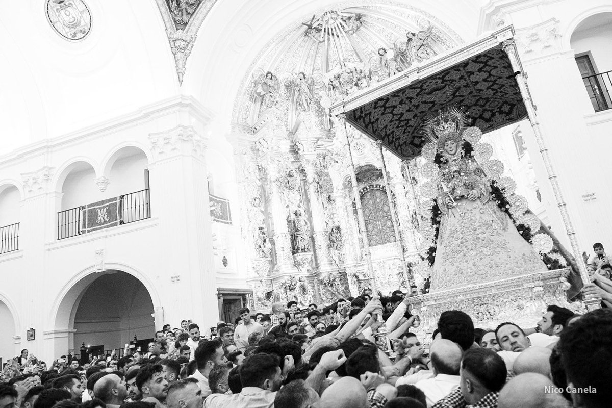 ¡Esto es el ROCÍO, EL ROCÍO MANDA!