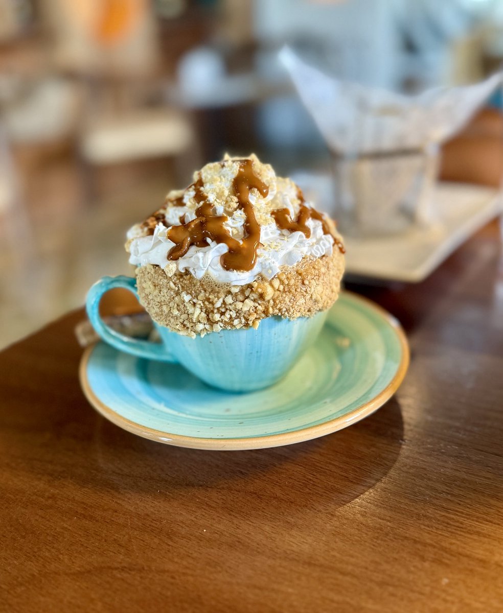 Gringo0531's tweet image. This is a PeanutChino. I may have gone a little overboard today. But hey, live life the best way you can. I’m going to have to do some serious CrossFit tomorrow!