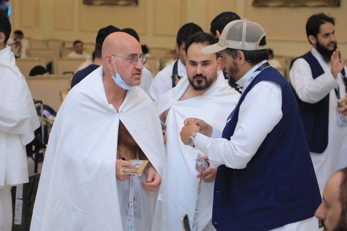 بداية رحلة الحاج تبدأ من هنا بكل #يسر_وطمأنينة ..🕋✨
