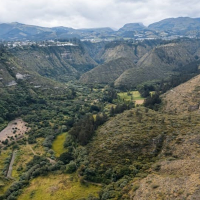 VolcanIlalo's tweet photo. @pabelml  la transparencia es un mecanismo efectivo para controlar la corrupción. En lo que concierne al #ValledeUravía el Municipio ha optado por el secretismo.  La destrucción de este lugar puede imponerse como otra manifestación de la arbitrariedad. https://t.co/Qd6FGqYY9B https://t.co/IsZC88hw5H