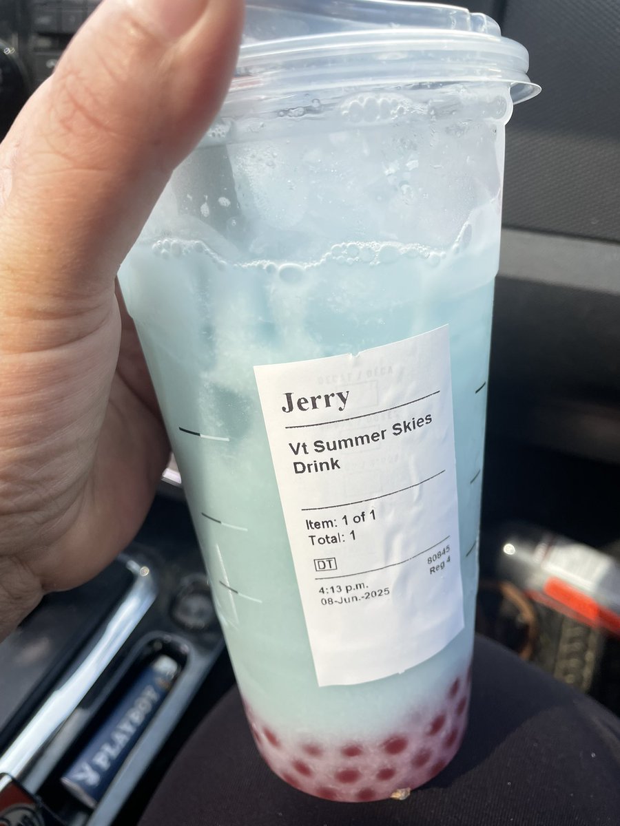 Not even close <a href="/StarbucksCanada/">Starbucks Canada</a> not even close 
#Waterloo #Starbucks