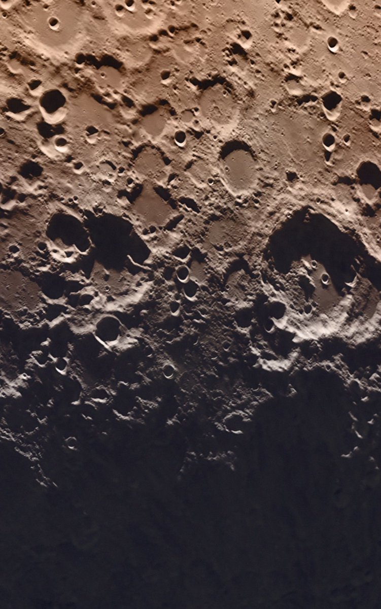 AJamesMcCarthy's tweet image. I love taking photos of the moon. Nothing like seeing the battered landscape of a sterile desert to make me appreciate how special our own planet is. 

Maybe we should all look at the moon as often as we can… we could all use a little perspective.