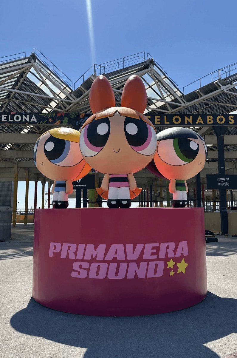 brinaroan's tweet photo. will never get over them having this powerpuff girls statue at primavera sound representing chappell, sabrina, and charli their headliners this year 😭😭😭 https://t.co/Cqxn3qsk1Q