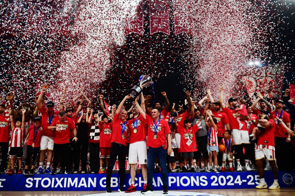 Olympiacos FC (@olympiacosfc) on Twitter photo 🔴⚪️🏆 Συγχαρητήρια στην ομάδα μπάσκετ του ΟΛΥΜΠΙΑΚΟΥ μας για την κατάκτηση του Πρωταθλήματος! / Congratulations to <a href="/Olympiacos_BC/">Olympiacos B.C.</a> for winning the Greek Championship!
#Olympiacos #Family #Basketball #WeKeepOnDreaming #Piraeus #Champions #Greece 🔴⚪️🏆 Συγχαρητήρια στην ομάδα μπάσκετ του ΟΛΥΜΠΙΑΚΟΥ μας για την κατάκτηση του Πρωταθλήματος! / Congratulations to <a href="/Olympiacos_BC/">Olympiacos B.C.</a> for winning the Greek Championship!
#Olympiacos #Family #Basketball #WeKeepOnDreaming #Piraeus #Champions #Greece