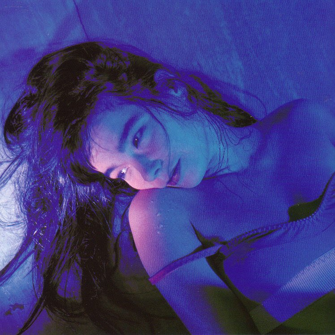 TheCinesthetic's tweet photo. Björk photographed by Nobuyoshi Araki (1996) https://t.co/jP6daKa6NO