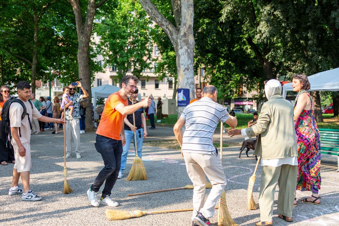 Stefano Pasta (@pastastefano) on Twitter photo LIVING TOGETHER
Una festa a #Corvetto #Milano per dire che vivere insieme è possibile! Ed è pure bello e divertente ! <a href="/santegidionews/">Comunità di Sant'Egidio</a> <a href="/ComuneMI/">Comune di Milano</a>
facebook.com/share/16Qm2wXT… LIVING TOGETHER
Una festa a #Corvetto #Milano per dire che vivere insieme è possibile! Ed è pure bello e divertente ! <a href="/santegidionews/">Comunità di Sant'Egidio</a> <a href="/ComuneMI/">Comune di Milano</a>
facebook.com/share/16Qm2wXT…