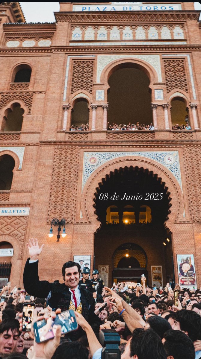 Yo vi salir a morante de la Puebla por la puerta grande de las ventas el 8 de junio de 2025