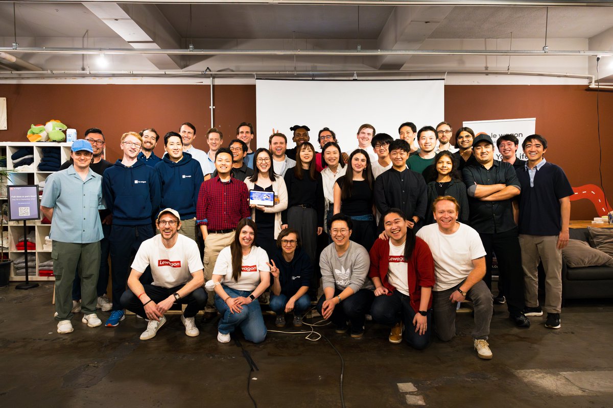 🔥 D E M O D A Y! 🔥

Thanks to everyone who came to see our 25 #WebDevelopment and #DataScience &amp; AI students pitching their final projects on stage. 

Super proud of all the teams for showcasing what they’ve learned and built over 9 intensive weeks👩🏻‍💻👨🏼‍💻