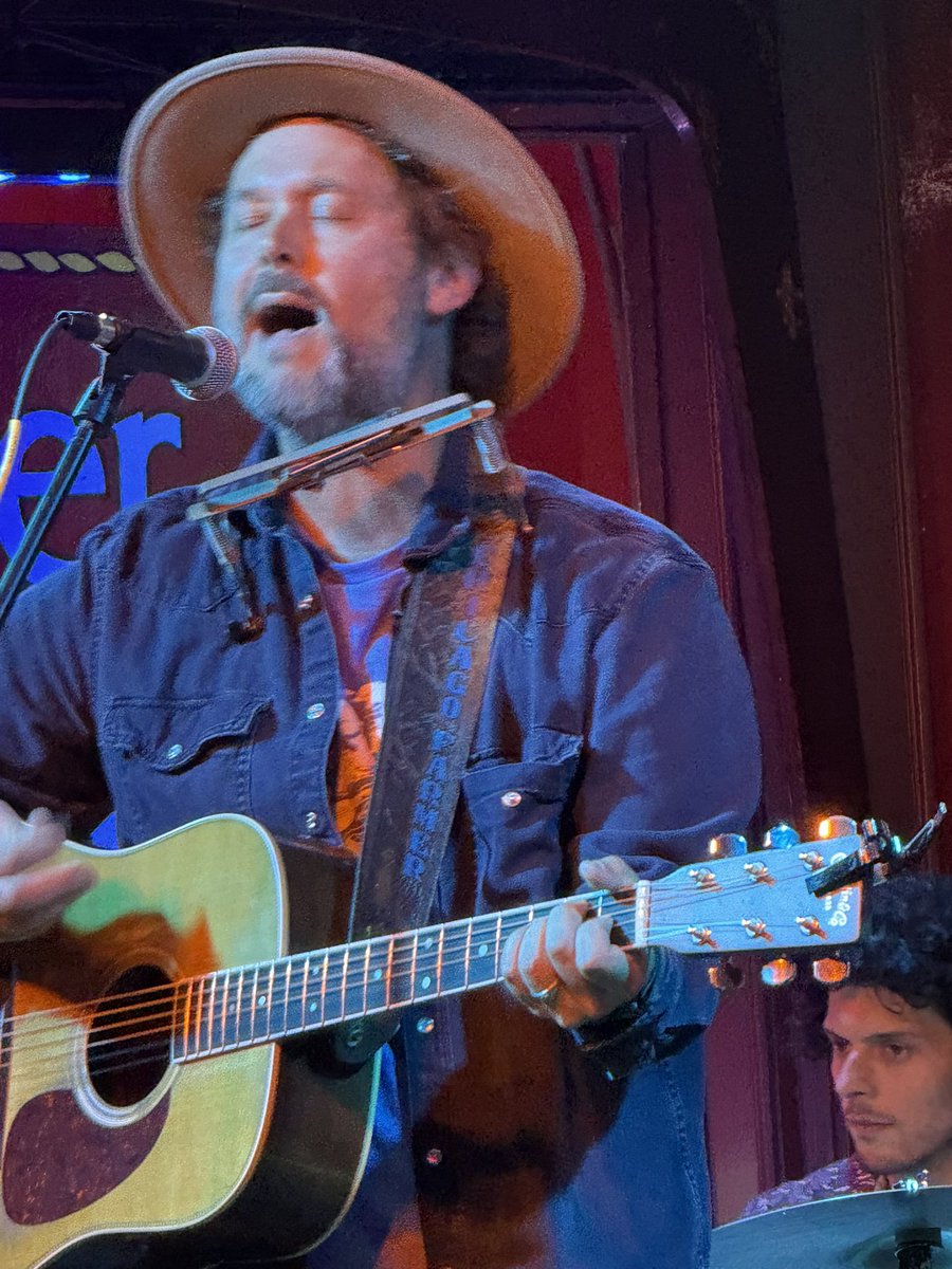 GeorgeBaker96's tweet image. Ya don’t need reminding but Never miss a Sunday show esp @Showboat_Saloon Jah bless Chicago Farmer n the Fieldnotes
