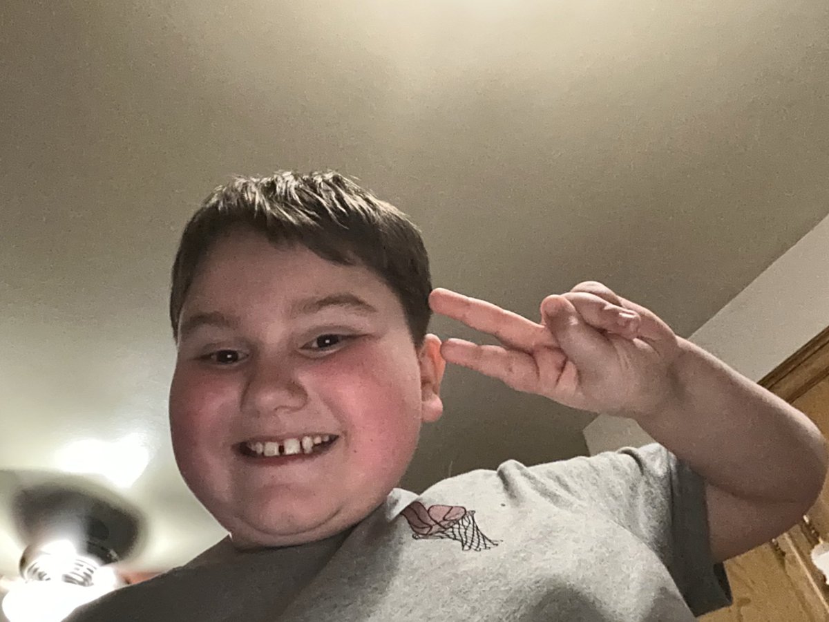 CartersWorldd's tweet photo. Guess who’s back everyone https://t.co/nDqho8Y7qj