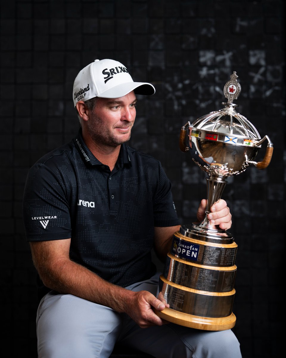Etching his name in Canadian golf history 🇨🇦🏆