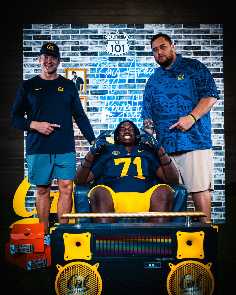 3⭐️ OL Khalil Sanogo 🇨🇮 (@khalilsanogo71) on Twitter photo Had an amazing weekend at The University of California Berkeley for an official visit! <a href="/MWCherrington/">Marshall Cherrington</a> <a href="/AnaeCoach/">Famika Anae</a> Had an amazing weekend at The University of California Berkeley for an official visit! <a href="/MWCherrington/">Marshall Cherrington</a> <a href="/AnaeCoach/">Famika Anae</a>