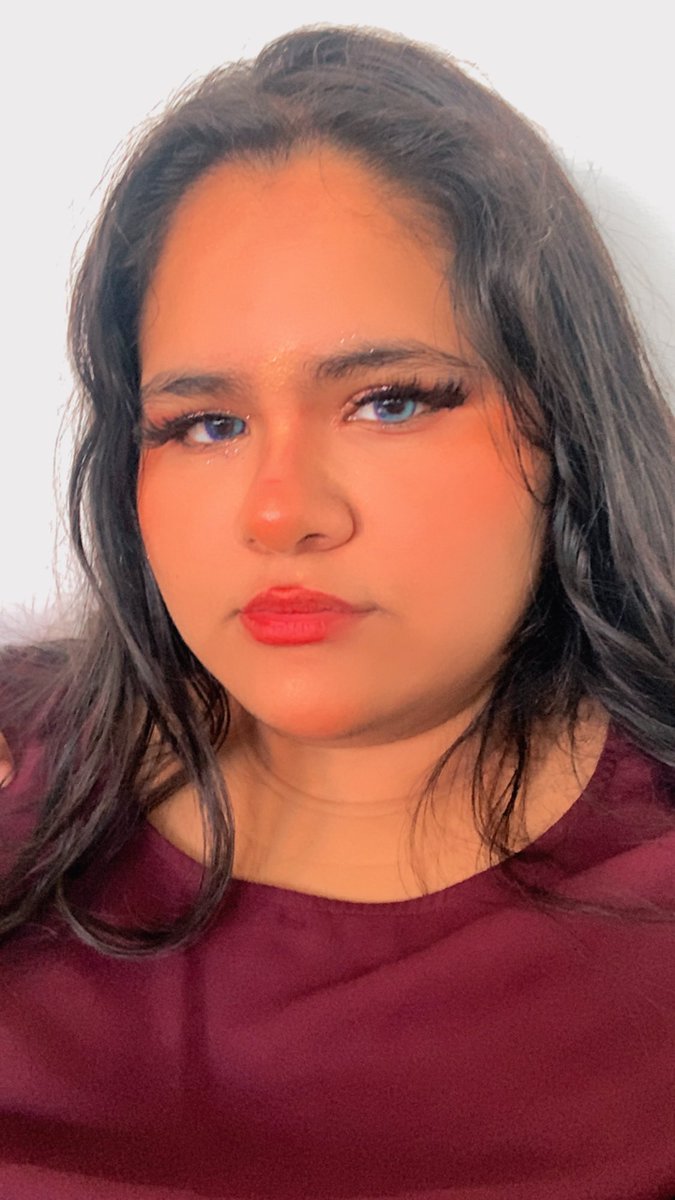ShNatpa's tweet photo. Nos wachamos en stream

  https://t.co/UcRsU2gvMb

(Mañana si me pongo esos pupilentes) https://t.co/LhkuZRgQCo