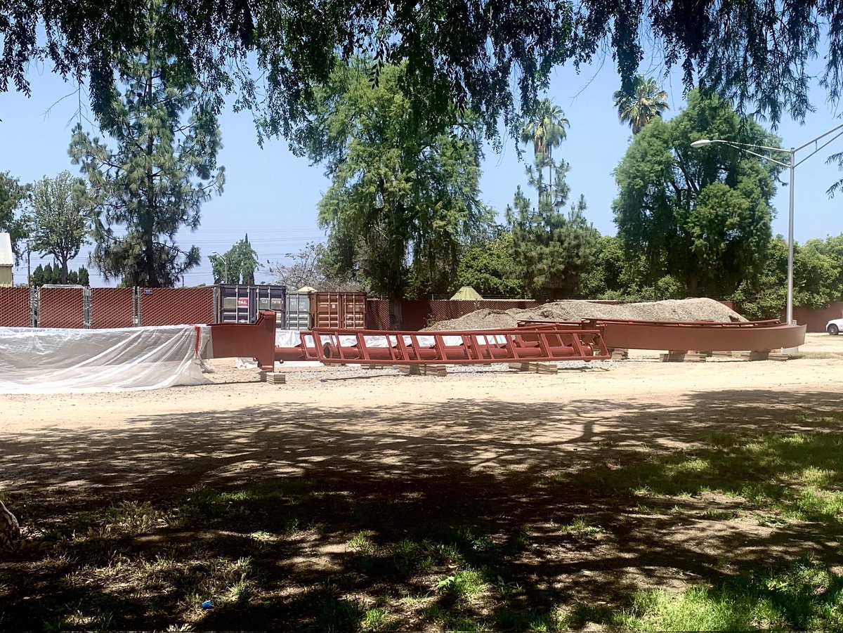 AstroTron92's tweet image. Found more pics of MonteZooma track on Reddit. Looks like more track arrived. #Knotts #RollerCoasters