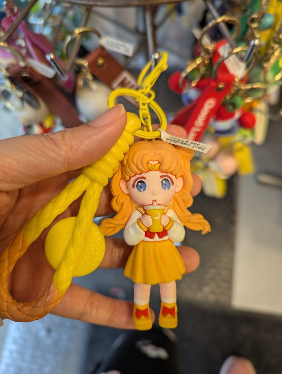 ChibiJen's tweet image. Some #SailorMoon+ inspired stuff found in South Korea. 🌙✨

How have you all been? :)