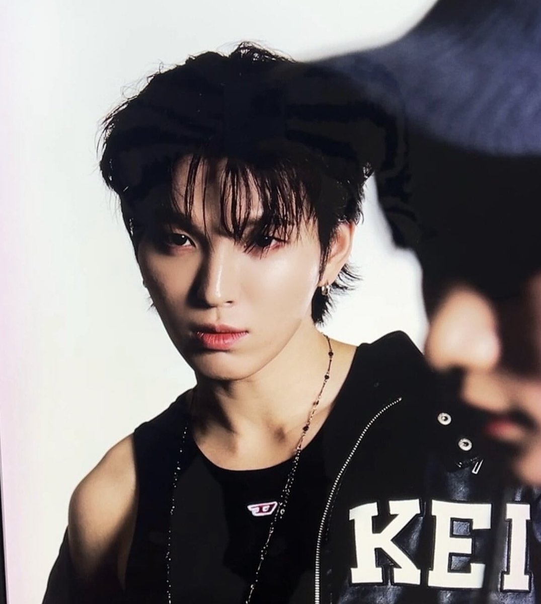 ironyheec's tweet image. VOTE FOR #15 #22 
- yang heechan 99 liner
- harry june 04liner