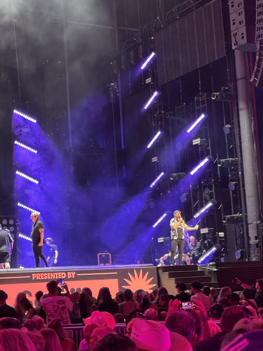 Elizabeth Keeter tweet media