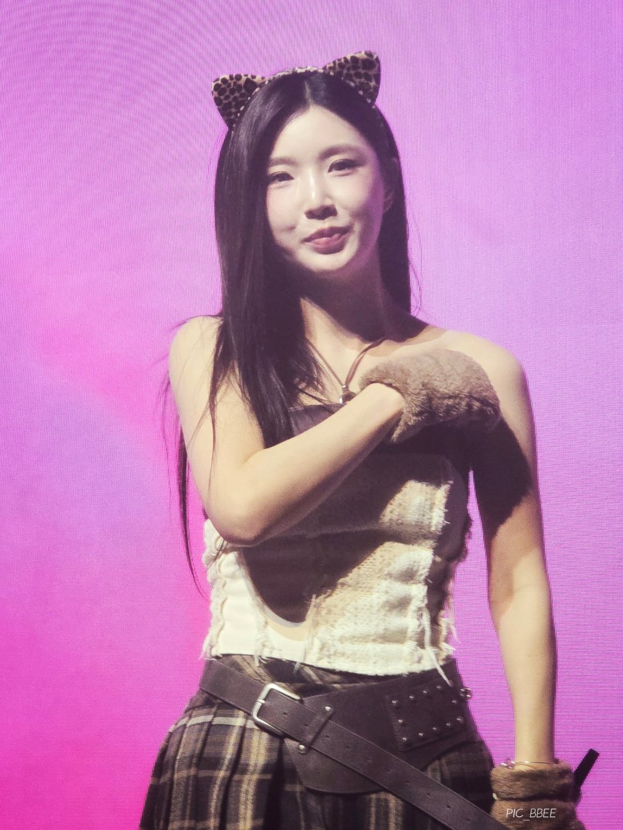 250608 MISSING FILE 팬미팅 유나 2PIC
#브브걸 #BBGIRLS #유나 #YUNA