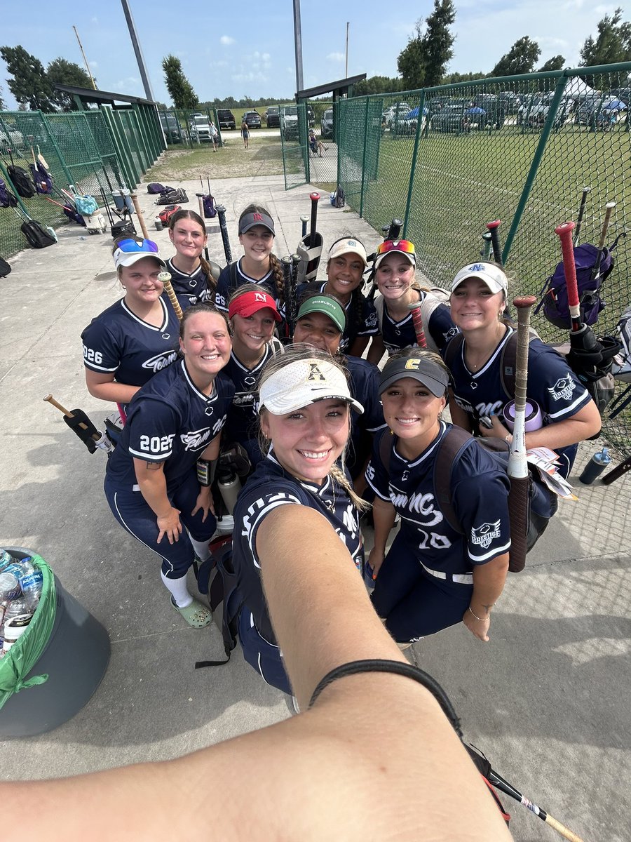 Finished the weekend by going 3-0 on the day in bracket play (6-1 overall) at <a href="/PGFnetwork/">PGF</a> Show Me the $. Due to travel limitations we had to head home early and couldn’t complete bracket play. Congrats  to 2026 uncommitted <a href="/SloaneThorpe3/">Sloane Thorpe 2026</a> for a monster 💣 today. Next - Scenic City