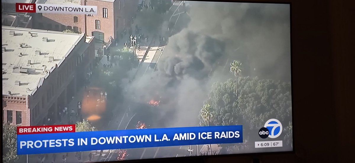 _CaptRenegade's tweet photo. @GavinNewsom Your state is out of control.  I guess "climate change" isn't a thing anymore. https://t.co/EzpJDRrvCW