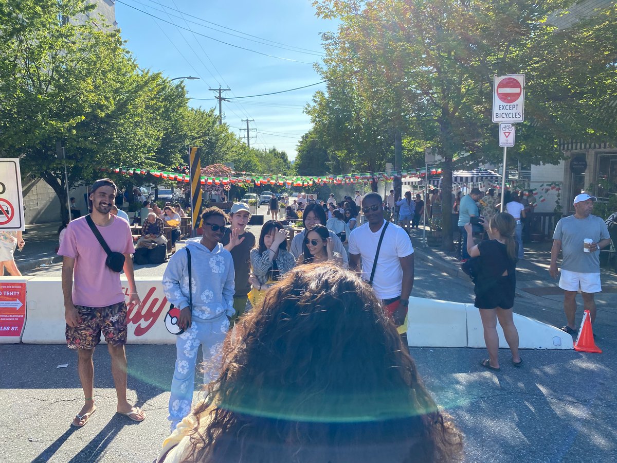VanGreens's tweet photo. Buona festa from Commercial Drive! ๐ฎ๐น๐ฟ
Italian Day reminds us that public space is for community, culture & joy. The Green Party of Vancouver celebrates a city where everyone belongs. Grazie for making today so vibrant!
#ItalianDay #VanPoli #CommericalDrive https://t.co/n5UIa8rUI0