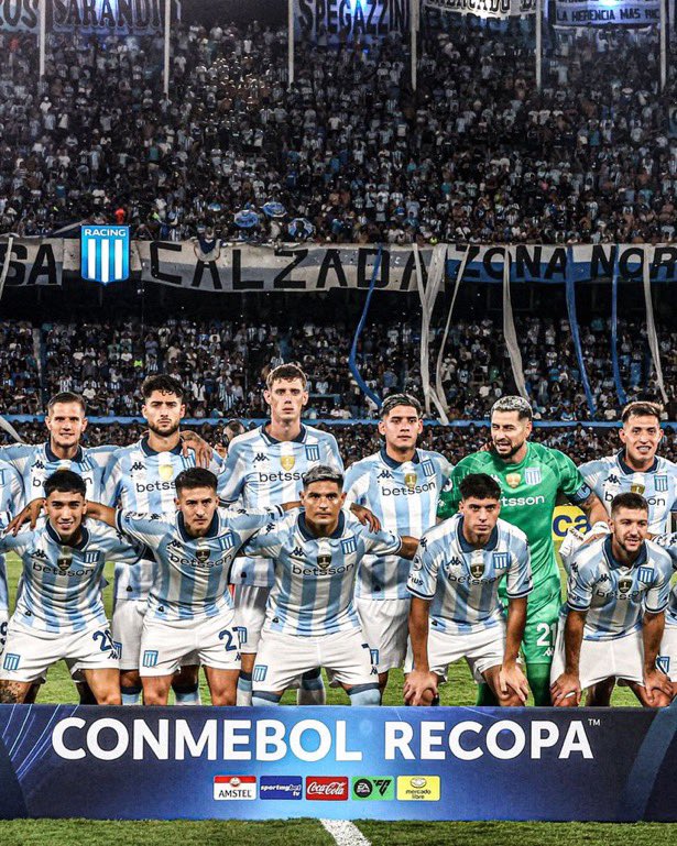 Proyecto Academia tweet media