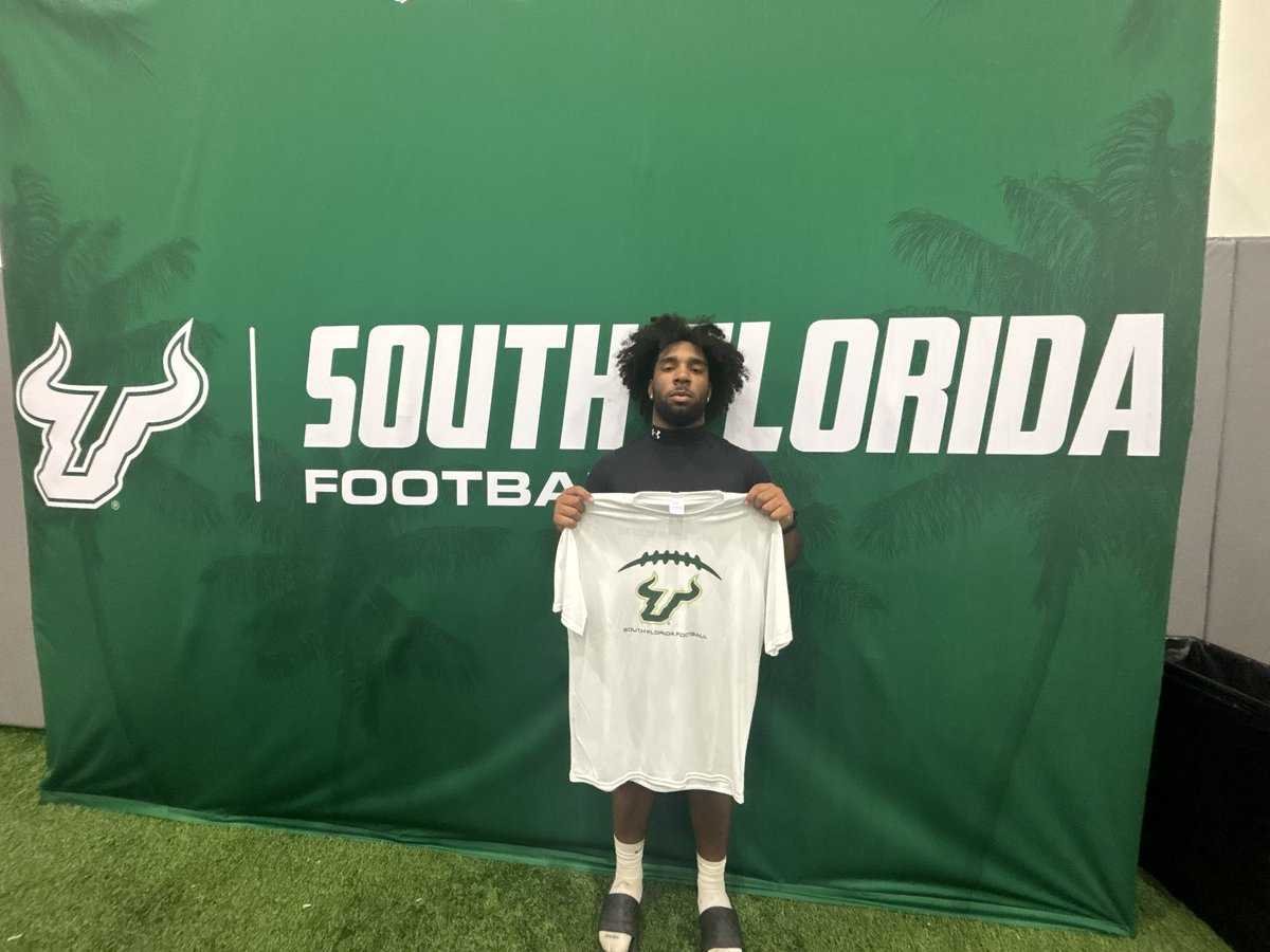 ItzCris2x_'s tweet image. Great day at USF. Learned a lot, went 8-4 on the 1 on 1’s