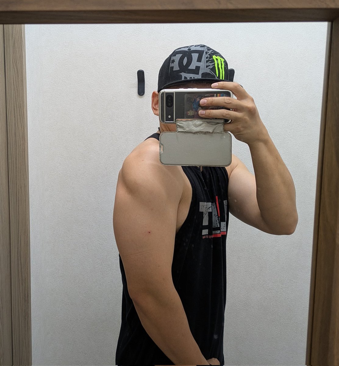 dokechibodymake's tweet image. おはよーございヤー🔥
パワー🔥
昨日の夜トレは肩💪
中谷チャンピオンVS西田チャンピオンの統一戦観て熱い気持ちそのままにジムへダッシュ🏃🔥
集中した肩トレできました😁💪🔥
相棒のsmartShakeと共に🥹🔥
#smartshake
#smartshakejapan
#スマートシェイク
#いつでもどこでもスマートシェイク
#PR