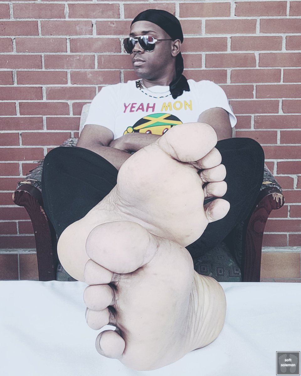 softsoleman's tweet photo. #softsoleman #malefeet #malesoles #widesoles #widefeet #manfeet #mansoles #bigsoles #bigfeet #meatysoles #meatyfeet #softsoles #softfeet #plumpsoles #plumpfeet #piedsmasculins #pieds #malefeetmodel #malefeetlovers #malefeetaddict #malefeetworld #feet #soles #toes #bigtoes https://t.co/2vrbEh1Ad8