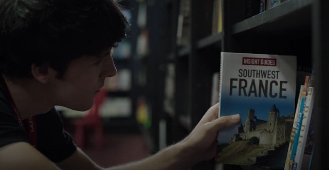BooksInFilms1's tweet photo. Insight Guides: Southwest France. Waiting for You (Charles Garrad, 2017). #BooksInFilms #BooksInMovies #BooksOnScreen #CharlesGarrad #ColinMorgan. Thanks https://t.co/wnKLsgJ6GX. Explore more real books in films in Instagram https://t.co/Lu3rWz4Tnb https://t.co/kRZPxjSd3U