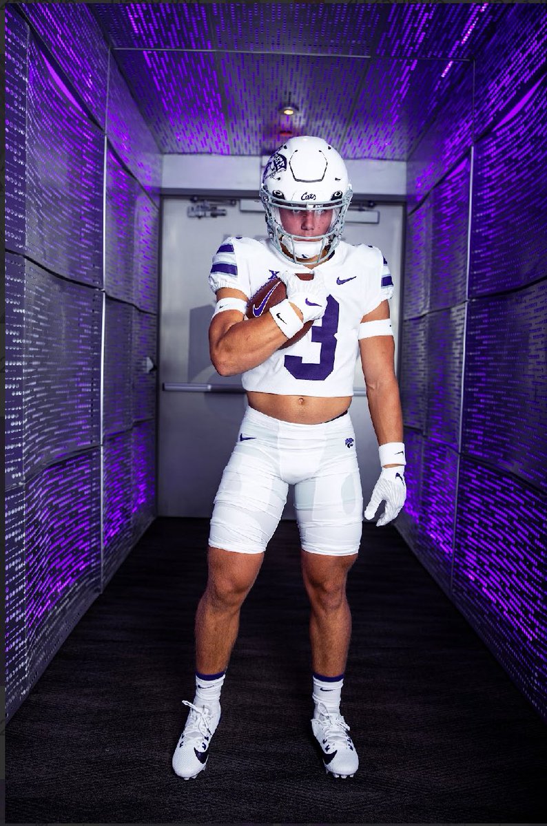 rajecki_will's tweet image. Had a great time with the @KStateFB staff this weekend. Thank you for showing a ton of love to my family, I really enjoyed my time!! #OV @CoachAnderson15 @galloway__drew @adamgorney @ColeCarmody52 @spedbraet @bsa28_ @RustyMansell_ @ChadSimmons_ @najehwilk @ChiefsRecruits