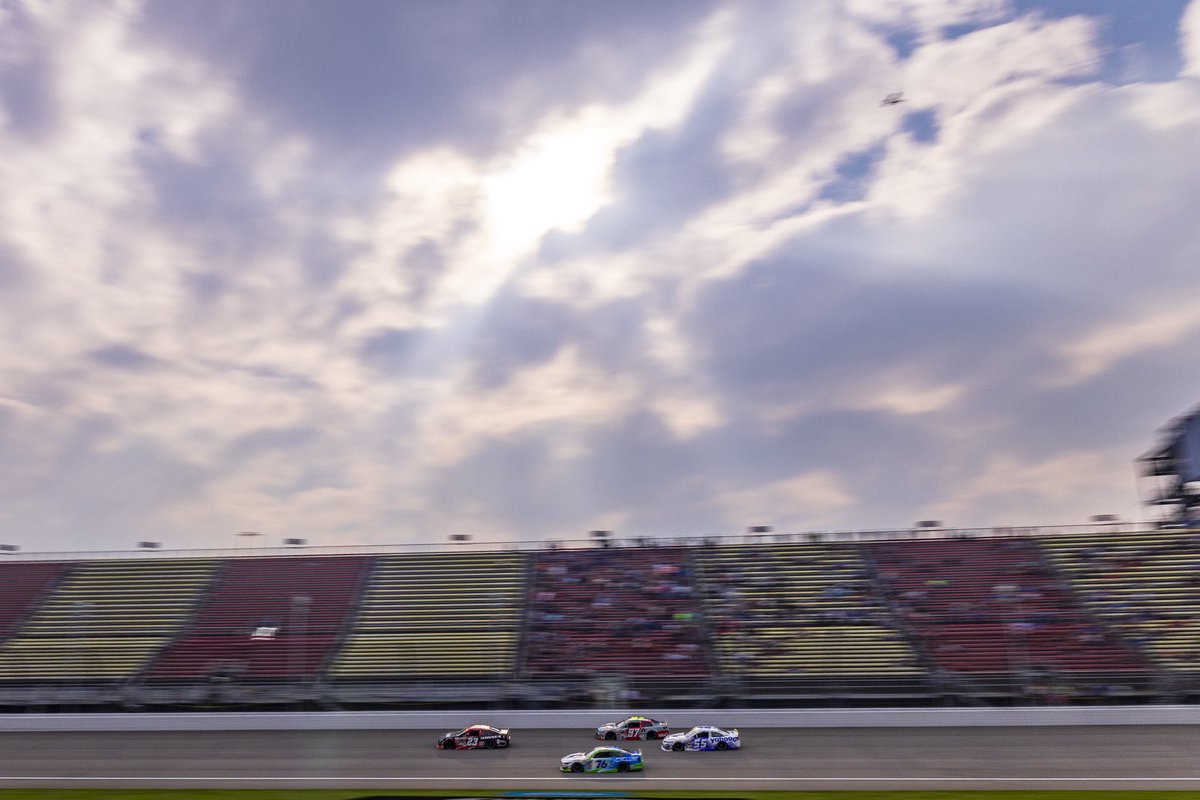 Tyler Reif tweet media