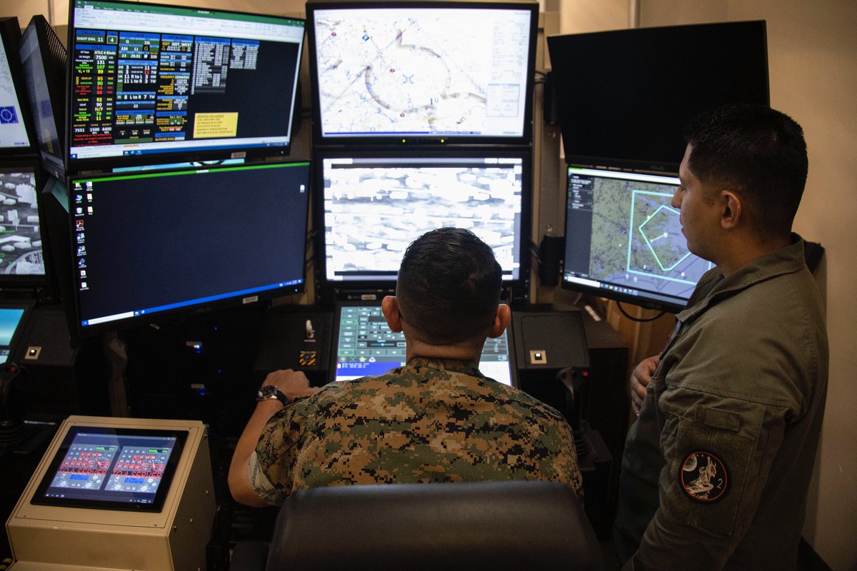 USMCSgtMaj's tweet image. I recently spent time with @2nd_MAW’s VMUT-2, gaining insight into their surveillance and reconnaissance abilities.
I also spoke with #Marines across @MCASCPPA, learning about their experiences while being stationed aboard the air station.
#EveryoneFights #Marine #AirStation