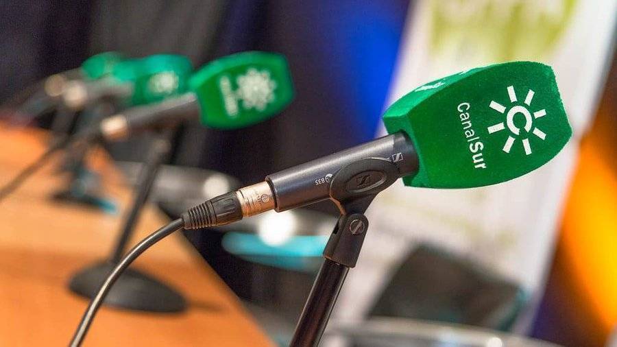 🔚 Hasta aquí La Gran Jugada del domingo

📆 Volvemos el miércoles

⚽ #RealOviedoAlmería, vuelta de las semifinales del playoff de ascenso a Primera
🏀 Real Madrid-<a href="/unicajaCB/">UnicajaCB</a>, primer partido de las semifinales de los #PlayoffLigaEndesa

👋 ¡Buenas noches!