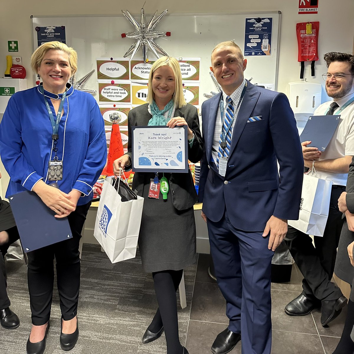 BaldeviaEilis's tweet image. Celebrating our #TeamBNE Customer Service and Baggage Service superstars, and the positive consumer comments received. Thank you for taking care of our customers and ensuring a safe, smooth and memorable @united experience! #beingunited #goodleadstheway