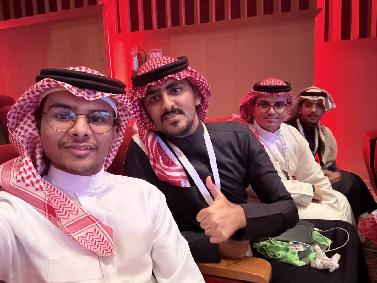 الفيصل tweet media