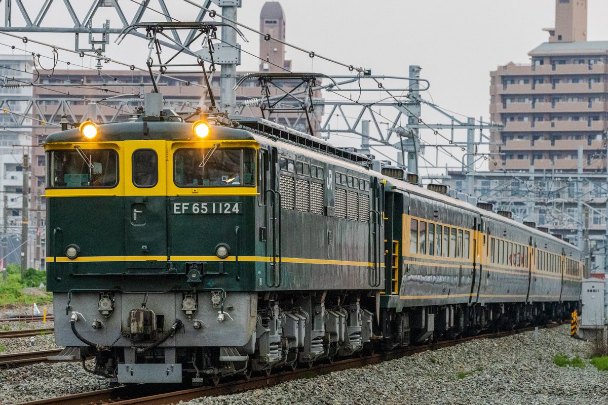 9368レ
EF65 1124+14系客車5B サロンカー彗星
2025/06/09

トワ釜とサロンカーなにわとの組み合わせはこっちの方だと初めてなのかな？
ご一緒した皆様お疲れ様でした