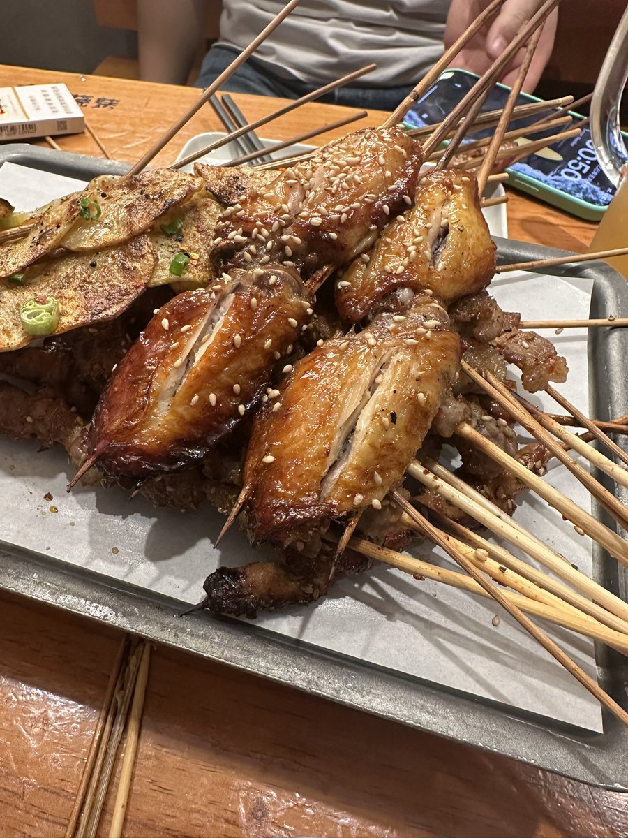 直接玩儿穿了一个通宵 大学生太可怕了