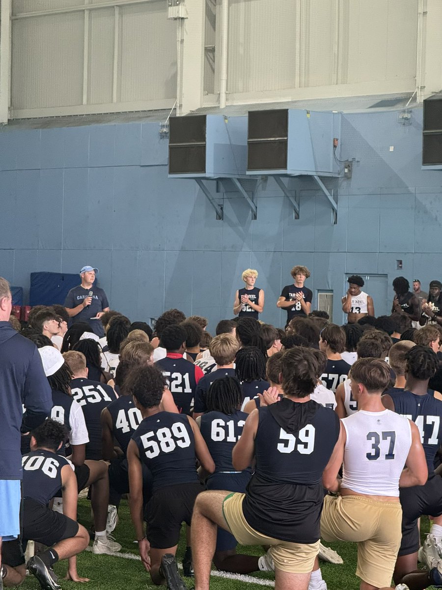 Jakemac2_'s tweet image. Blessed to bring home MVP at the UNC Football Camp! Grateful for the opportunity to compete and get better. Just getting started. 💪🏽🐏 #MVP #UNC #ClassOf2028 #QB @UNCFootball @Belichick_B @Coach_Mlombardi @CoachPriefer