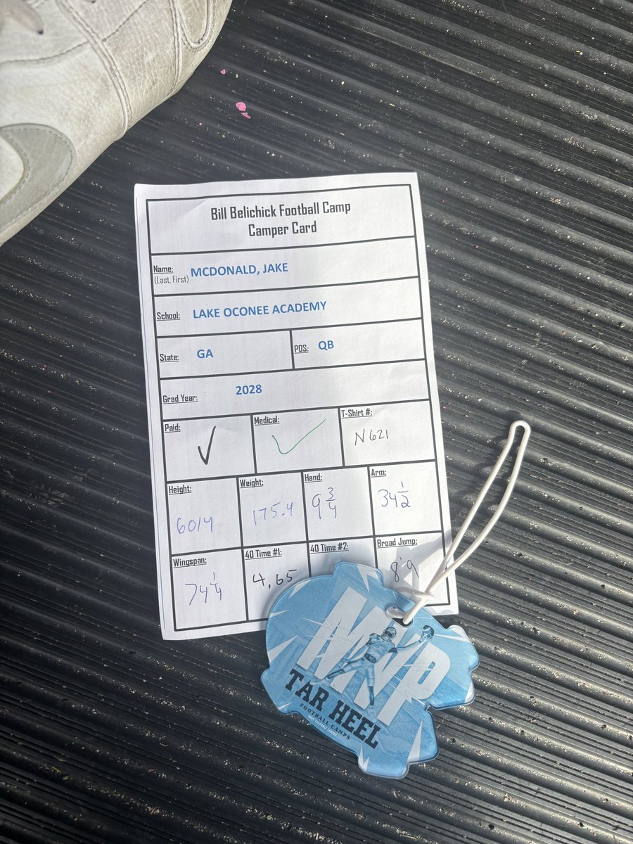 Jakemac2_'s tweet image. Blessed to bring home MVP at the UNC Football Camp! Grateful for the opportunity to compete and get better. Just getting started. 💪🏽🐏 #MVP #UNC #ClassOf2028 #QB @UNCFootball @Belichick_B @Coach_Mlombardi @CoachPriefer