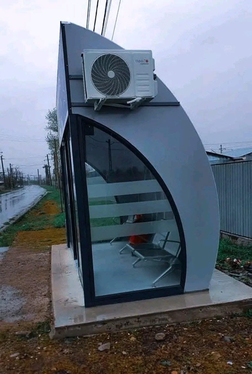 IsSolutionz's tweet photo. Why can't we have Bus stops like this in Ghana@😃 https://t.co/Tk8UM0O3pa