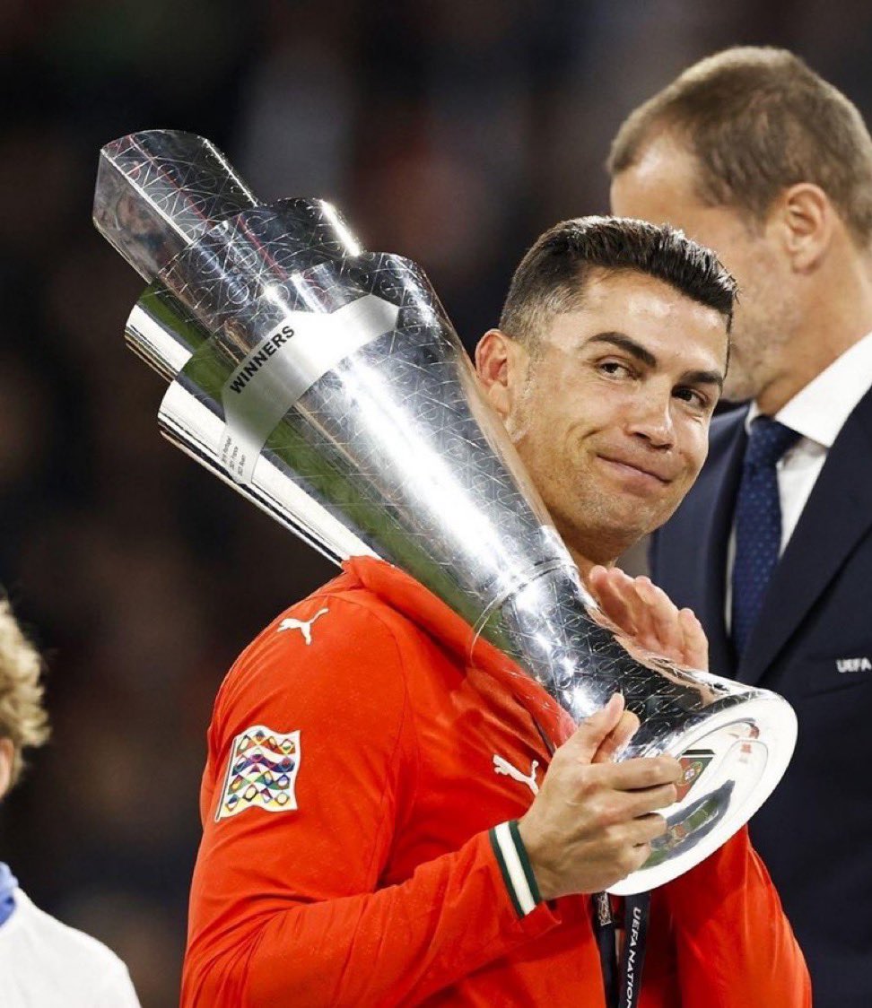 2019 —&gt; 2025 

Cristiano Ronaldo = Timeless.