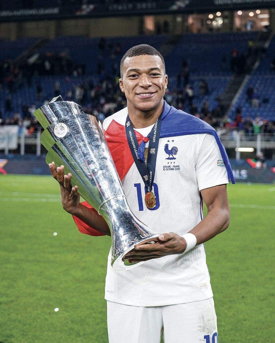 StatsByMbappe's tweet photo. 🇫🇷 Kylian Mbappé in UEFA Nations League FINALS: 

- 4 games
- 4 goals
- 4 assists 
- 2 MOTMS

Victim of his own success. 🏆🌟 https://t.co/CUKxn5D2Fv
