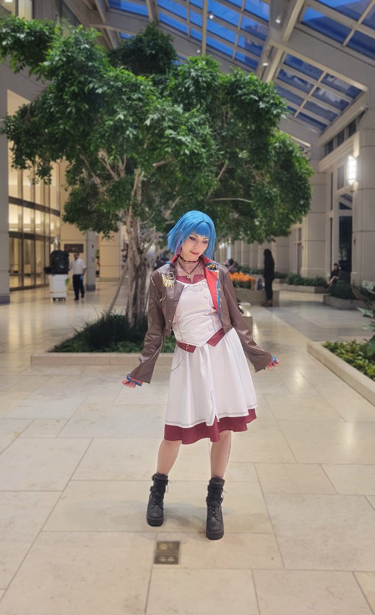 NikkiC9000's tweet photo. "Sometimes taking a leap forward means... leaving a few things behind."
#arcane #powdercosplay #jinxcosplay #arcanecosplay #leagueoflegends #animeboston https://t.co/4Icd3INsux
