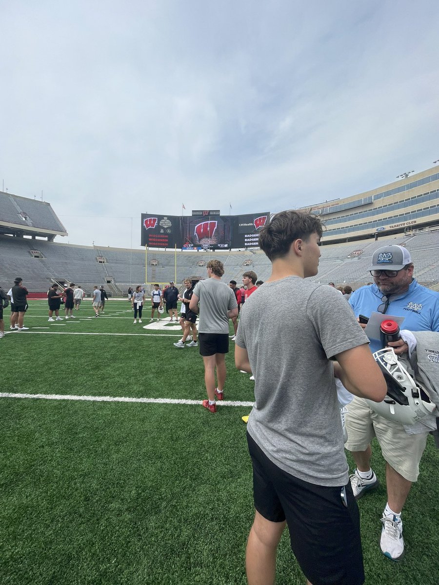 Had a great time at UW-Madison today, appreciate all the help from players and coaches.  Looking forward to learning more and getting better each day.  Great work too by <a href="/JamesonDeGrush/">Jameson DeGrush</a> <a href="/HendrixDawson/">Hendrix Dawson</a> , and thank you <a href="/BadgerFootball/">Wisconsin Football</a>