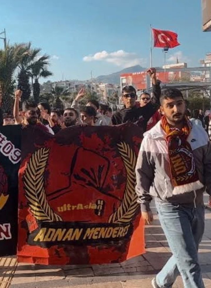 AD GÜNÜN KUTLU OLSUN ABİM YOLGÖSTERENİM ÖMRÜNE BEREKET İNŞALLAH <a href="/Kayacenkk/">cenk kaya</a> 👑