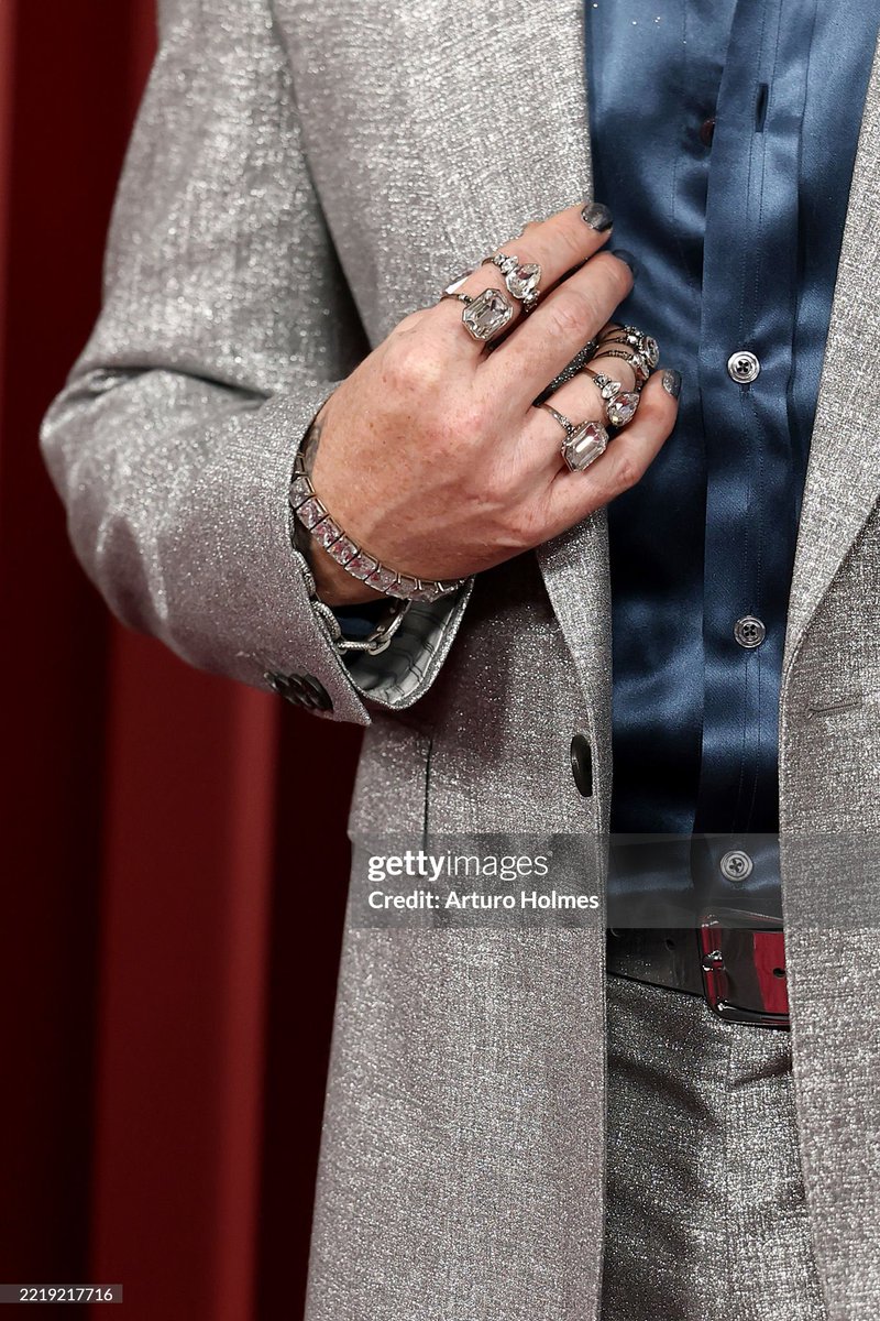 AdamL_Daily's tweet photo. 📷| More @adamlambert at the Tony Awards �� https://t.co/iC654LRjd7