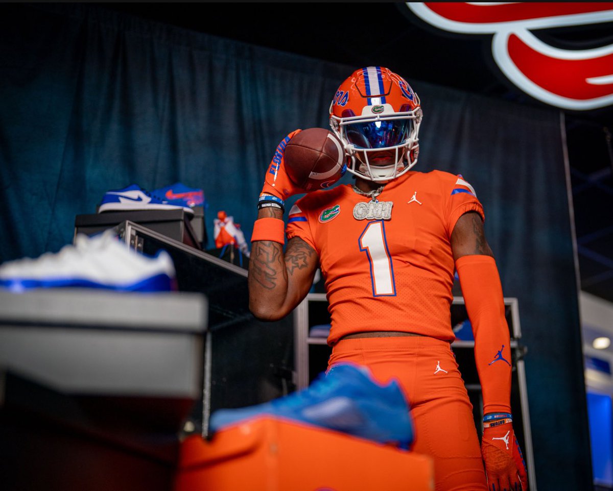 cedeian2's tweet image. UF🐊🐊🐊??? @Madhousefit @kirkjuice32 @BRHSWildcatFB @GatorsFB