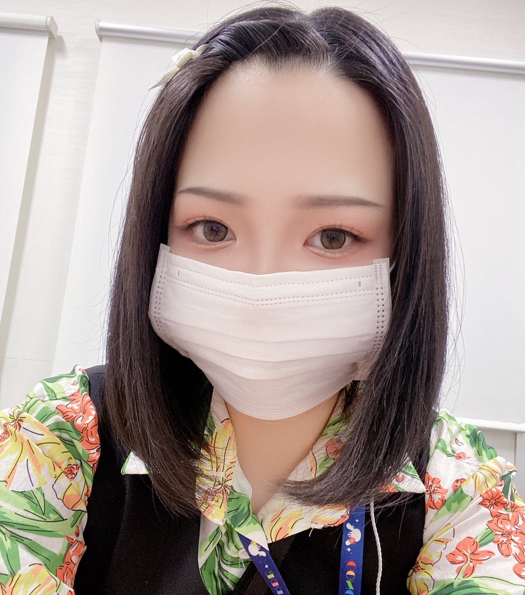 おはようございます☀️

朝は眠くて目が開かない💦けど

本日も1日元気よく
早番出勤頑張りますっ🎶🩵

 #メガコンコルド  #コンコルド  #女神
 #木場コン  #木場  #パチンコ  #スロット