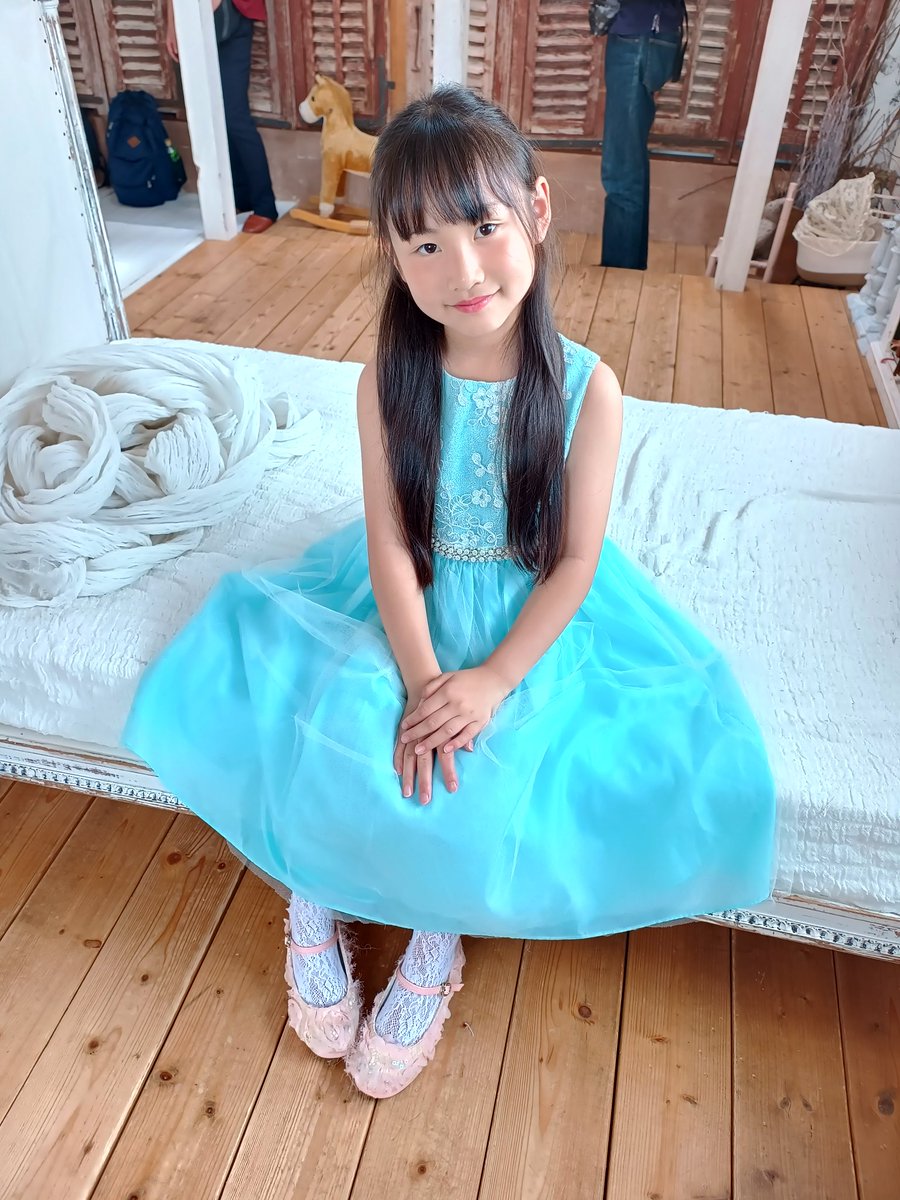 おはよう☀　昨日はちいかわストア行けて楽しかった🩷　7月13日撮影会、りありんも参加できる事になったよ！♡初めましての方も大歓迎です！✨ぜひ予約お待ちしてます🧡